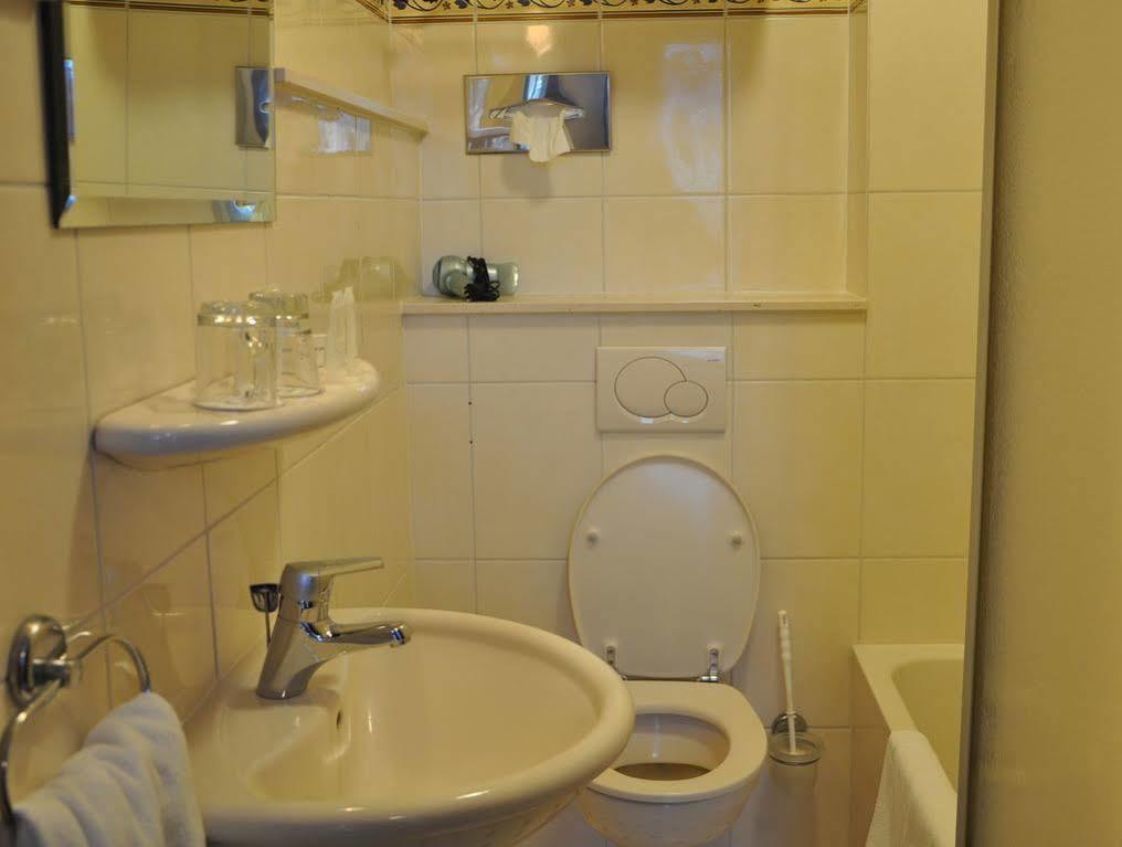 Hotel Agora Amsterdam Bagian luar foto